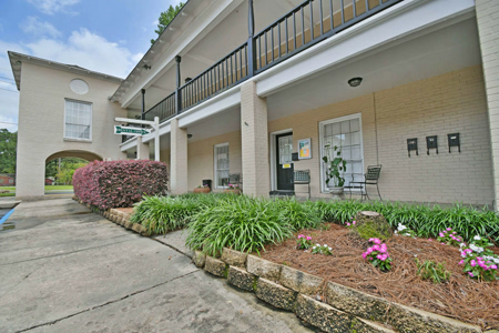 Provincial-Exterior-a-Office-0243-1200w