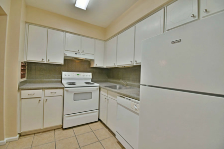 Provincial-Interior-Kitchen-0172-1200w